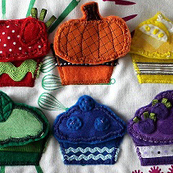 Kit's Crafts - Quiet Book, Cupcake Colors
